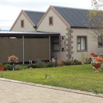 1 Bedroom Property for Sale in Oudtshoorn Western Cape